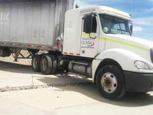 Camion-furgon-cerrado